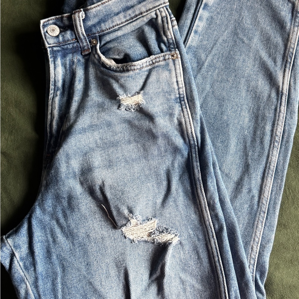 Arizona Jean Company Light Blue Distressed Boyfriend Jeans